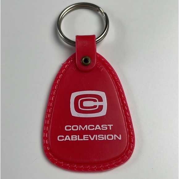 Vintage 80’s Comcast Cablevision TV Cable Provider Keychain Key Ring Promotion - Picture 2 of 4